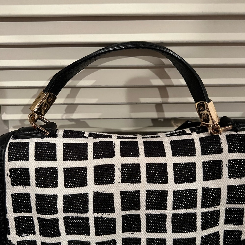 COACH Crossbody Bag - Picture 5 of 10